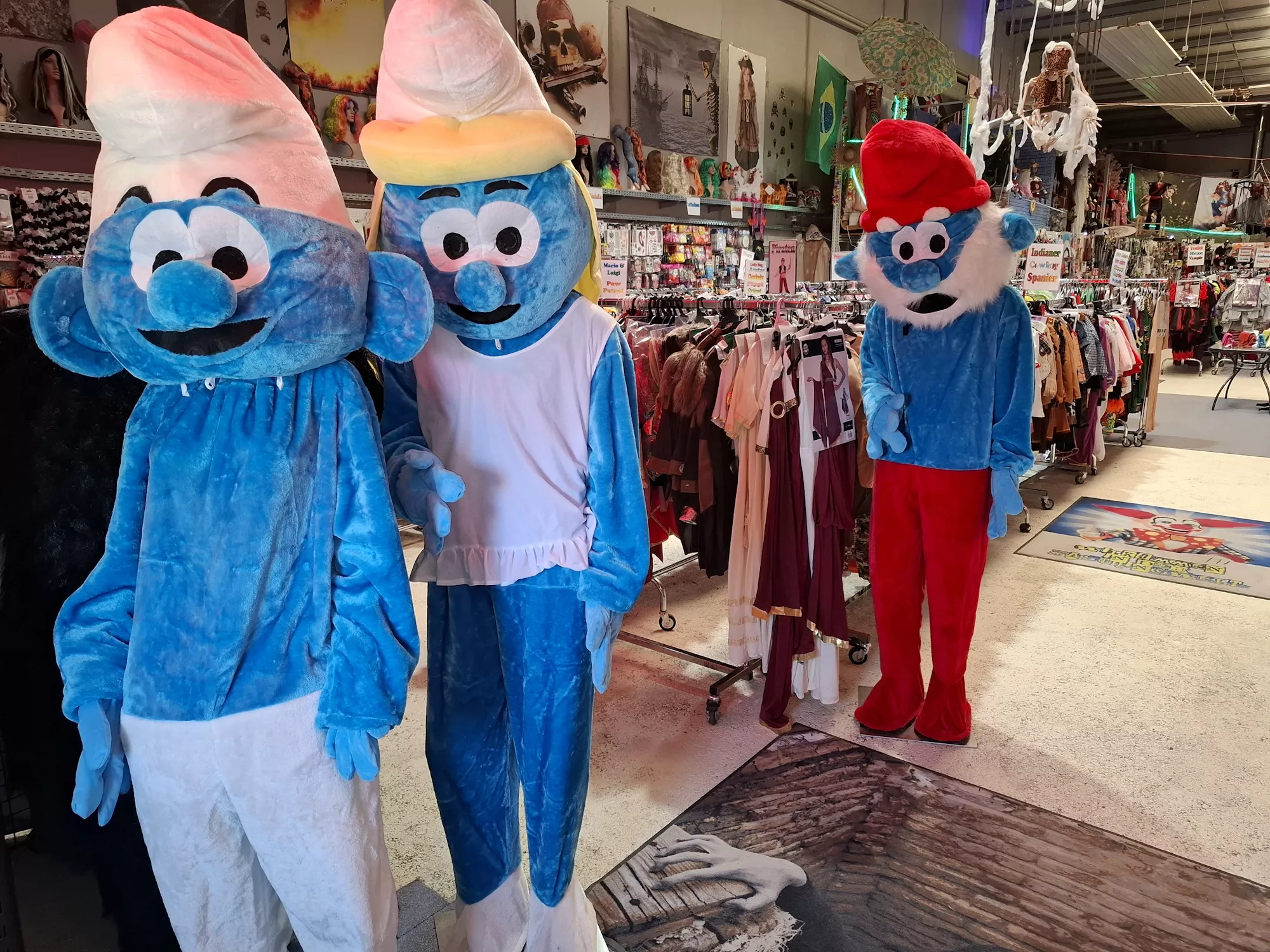 Ganzkörperkostüme für jeden Anlass in der Faschingswelt Poggersdorf - Hier die Schlümpfe